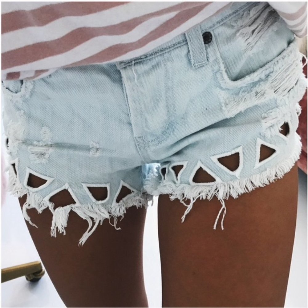 ⭐️ LF CARMAR Cutout Light Wash Denim Shorts Jeans Size 25